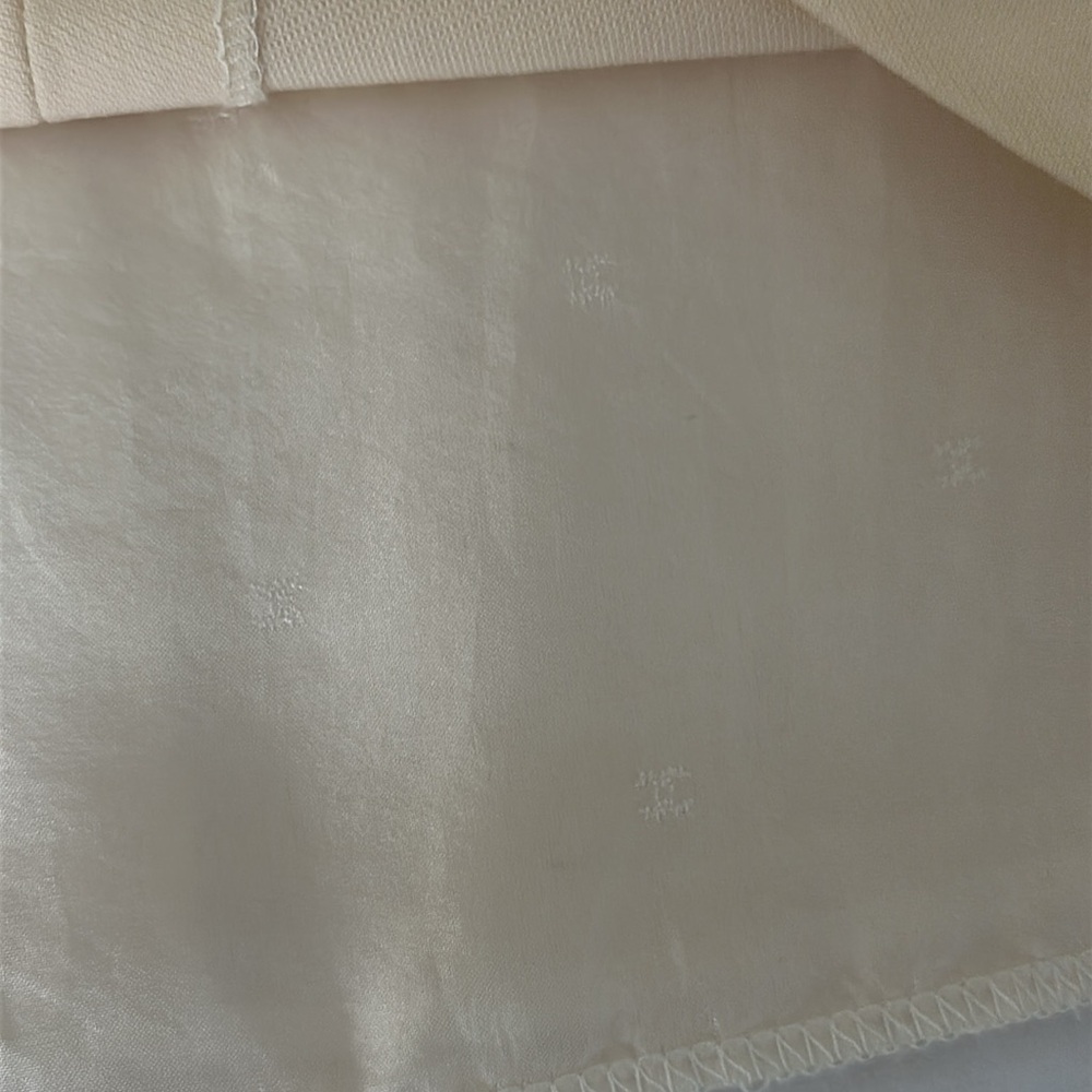Vintage Chanel Creme Skirt - Picture 4 of 7